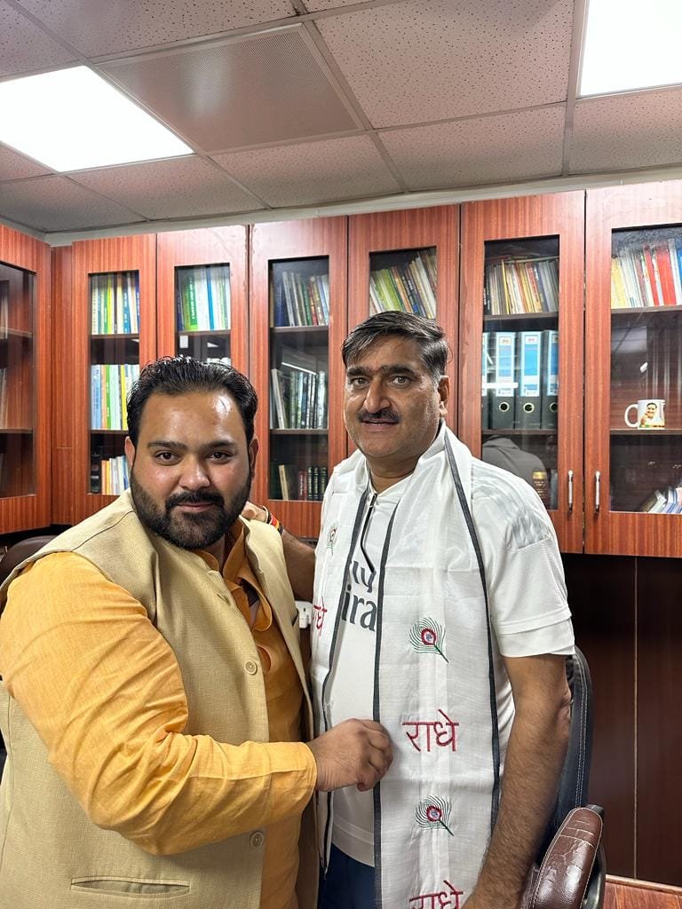 Dushyant Gautam Timeline event photo in Agra