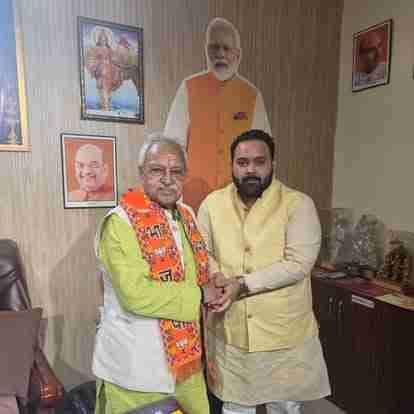 Dushyant Gautam Timeline event photo in Agra